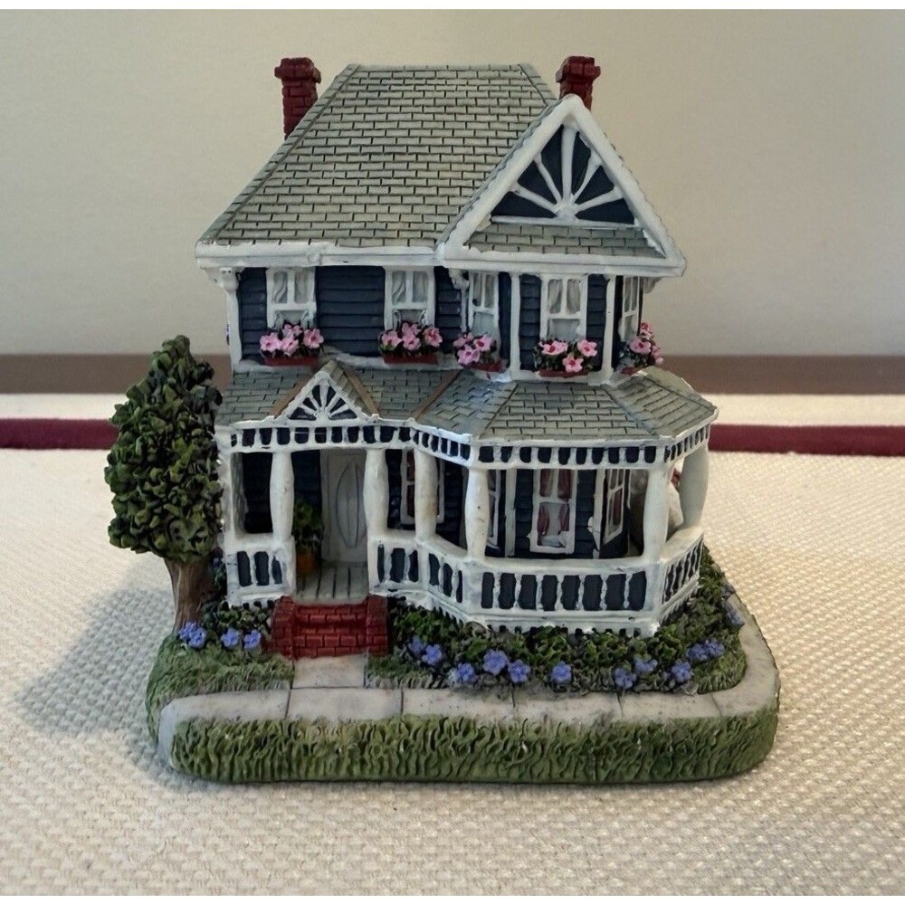 Liberty Falls the Americana Collection Jeremiah Sobel's Home AH205 Curator 2000